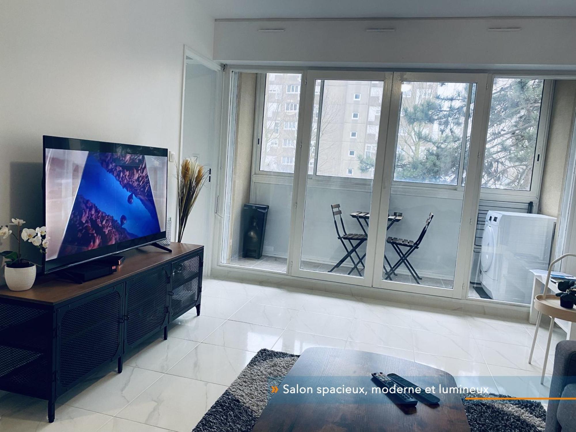 Appartement Parisien Neuf, Moderne Avec Une Grande Salon, 2 Chambres, 4 Lits, Parking Gratuit, 15Min De Paris Et 13 Min Aeroport Orly Vitry-sur-Seine Esterno foto